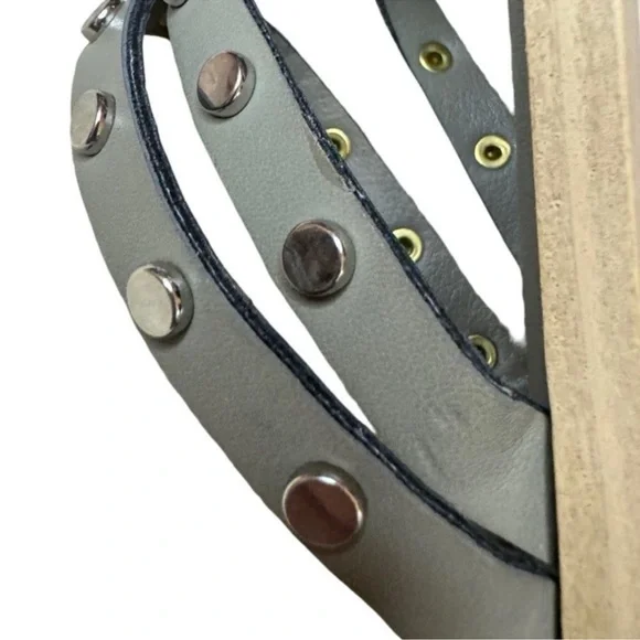 Dolce Vita Gray Studded Women's Sandals size 7.5 - Picture 6 of 7